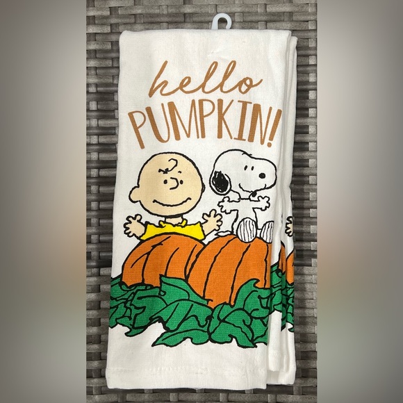 Peanuts HELLO PUMPKIN Charlie Brown Snoopy Fall Autumn Kitchen Towel Set NEW - Picture 2 of 2